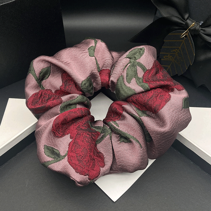Vintage Fashion In Paris - ที่คาดผมดอกไม้สไตล์ฝรั่งเศสวินเทจ Paris Rose สำหรับผู้หญิง ดีไซน์สวยดุจเทพธิดา ให้ความรู้สึกหรูหรา