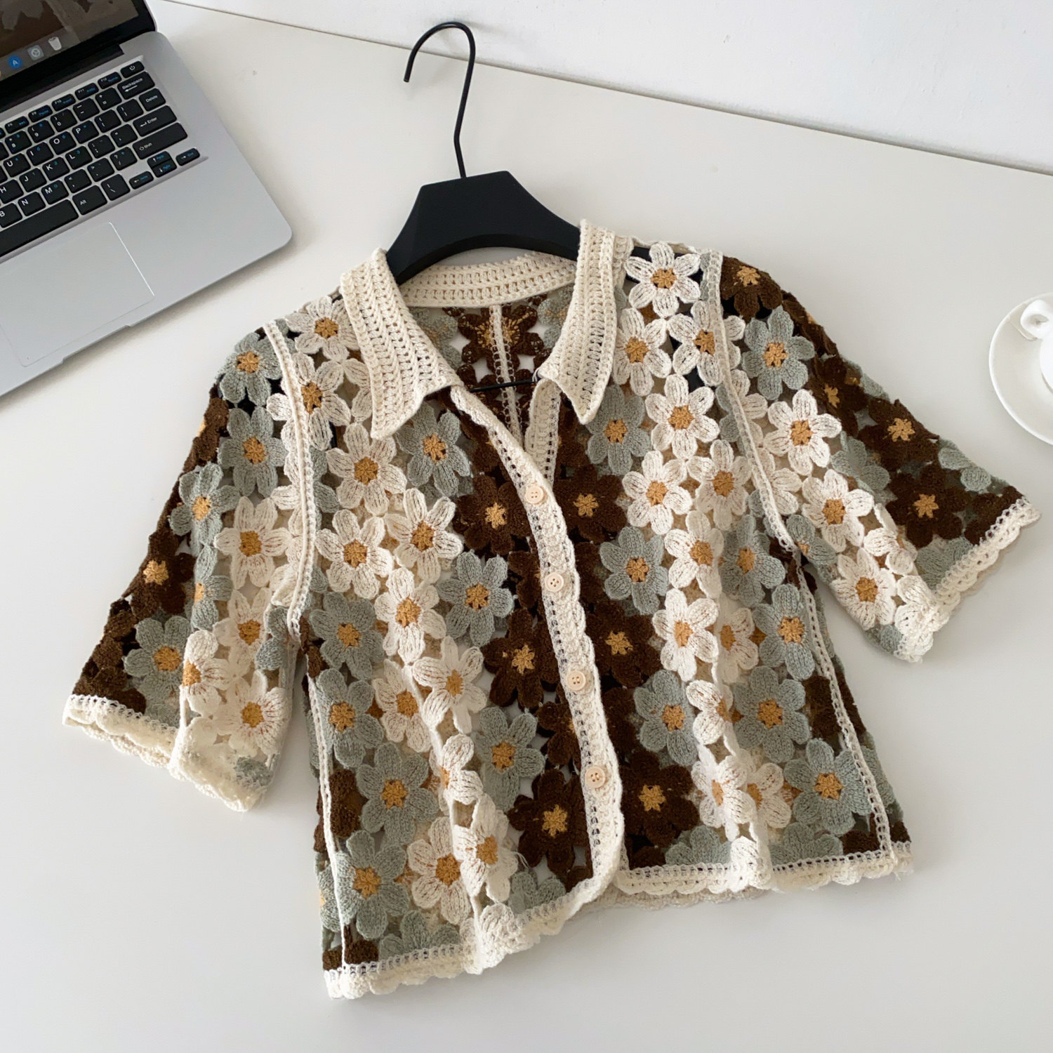 เสื้อคาร์ดิแกนโครเชต์ลายดอกไม้ - Crochet Top Boho บทวิจารณ์และราคา
