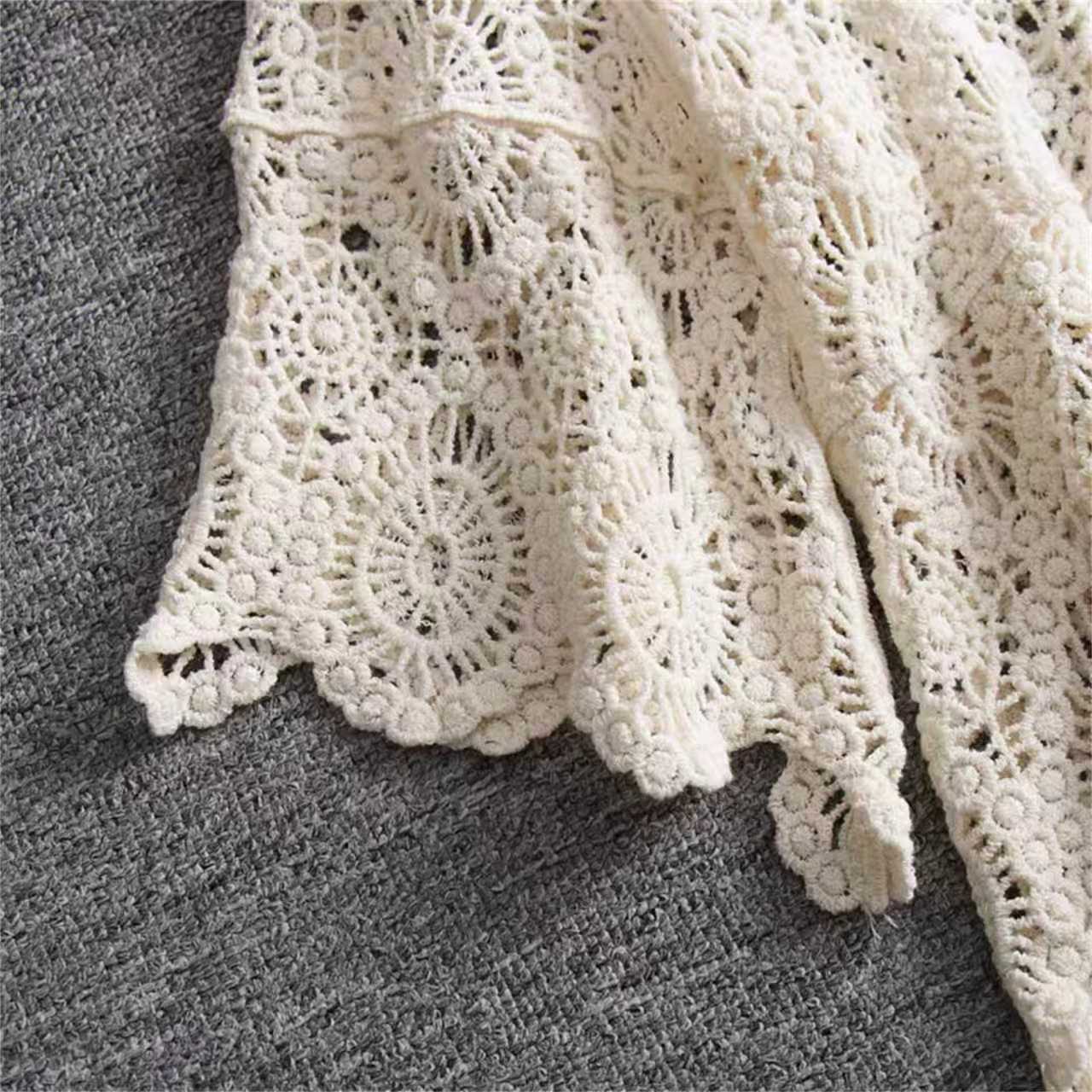 เสื้อคาร์ดิแกนถักโครเชต์ลายฉลุ - Crochet Top Boho บทวิจารณ์และราคา