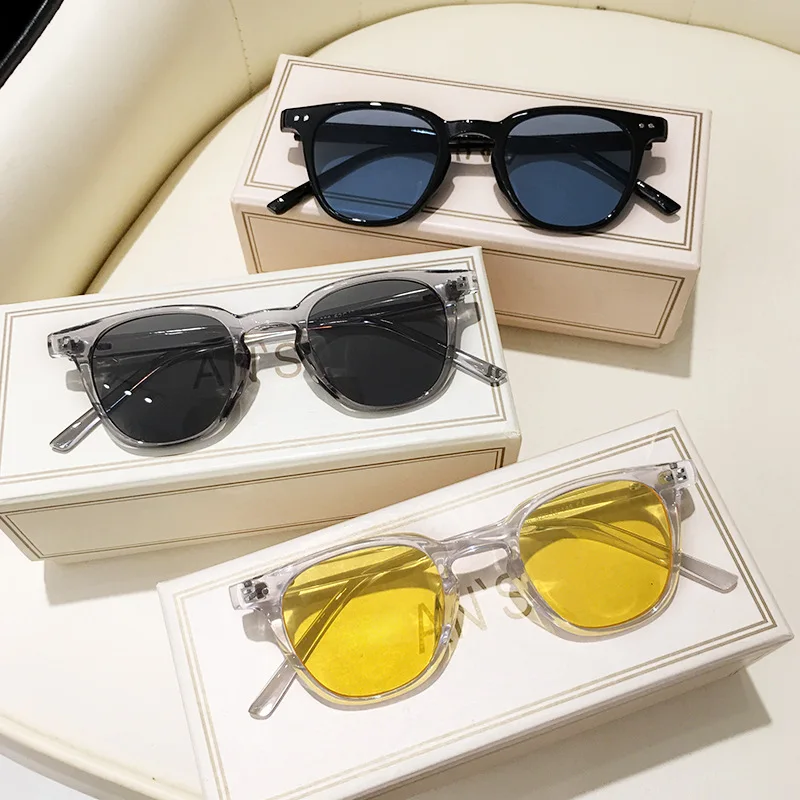 แว่นกันแดดทรงสี่เหลี่ยมวินเทจ  - Vintage Fashion De บทวิจารณ์และราคา